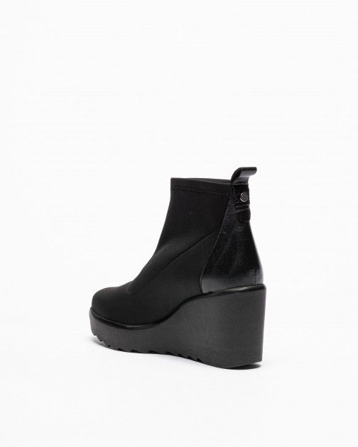 Prof Wedge ankle boots