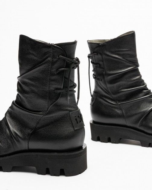 Ixos Black Boots | Online Store