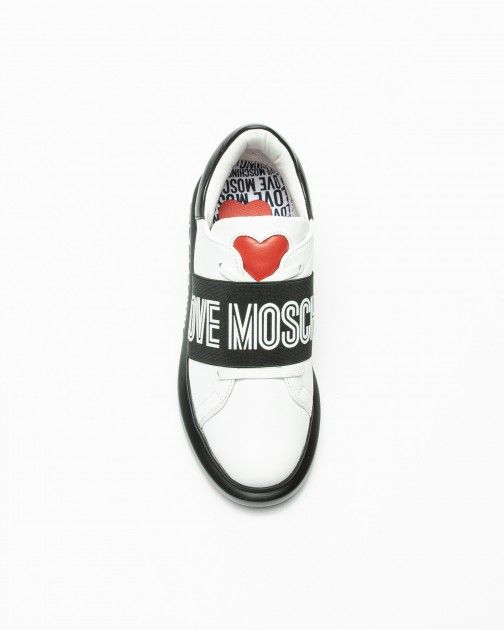 Baskets Love Moschino