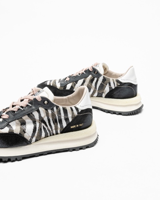 Hidnander Sneakers