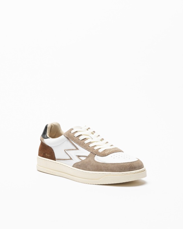 Moa White sneakers
