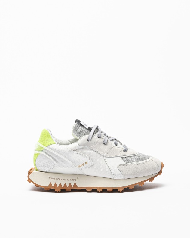 Sneakers Run Of
