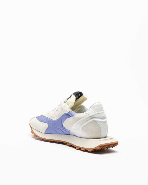 Sneakers Run Of