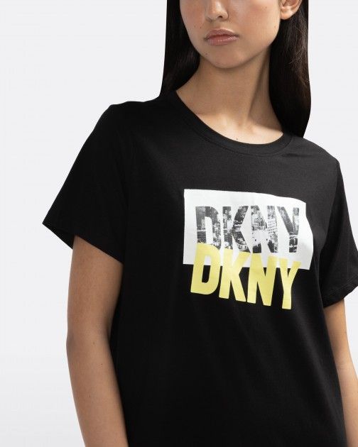 T-shirt DKNY Sport DP2T9243 Preto - 302-2T9243-01