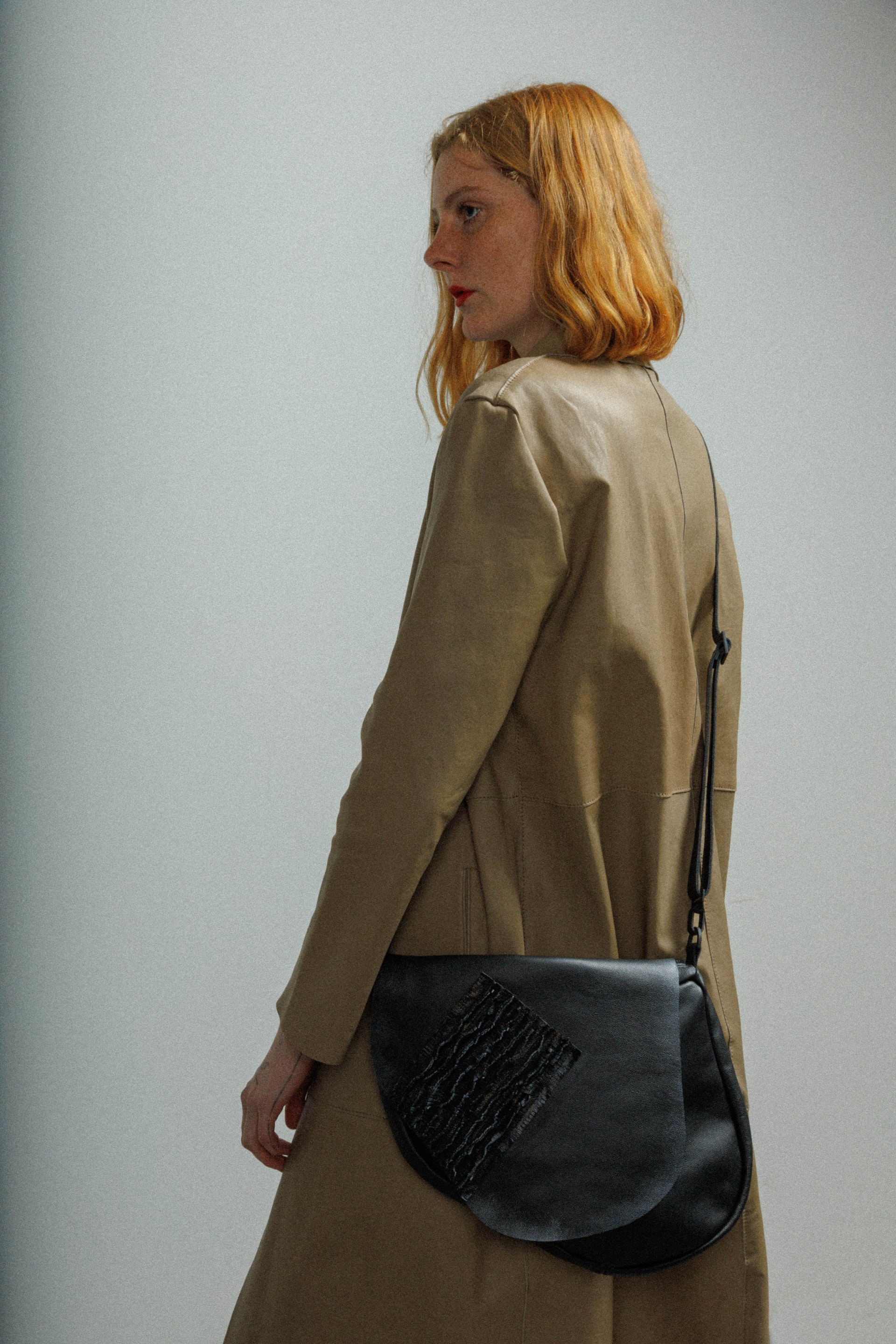 Chaqueta larga de cuero MUT