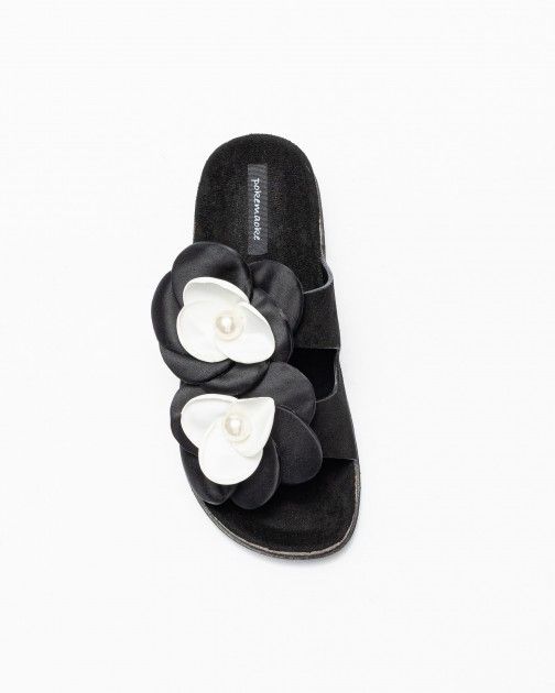 Pokemaoke Slide sandals
