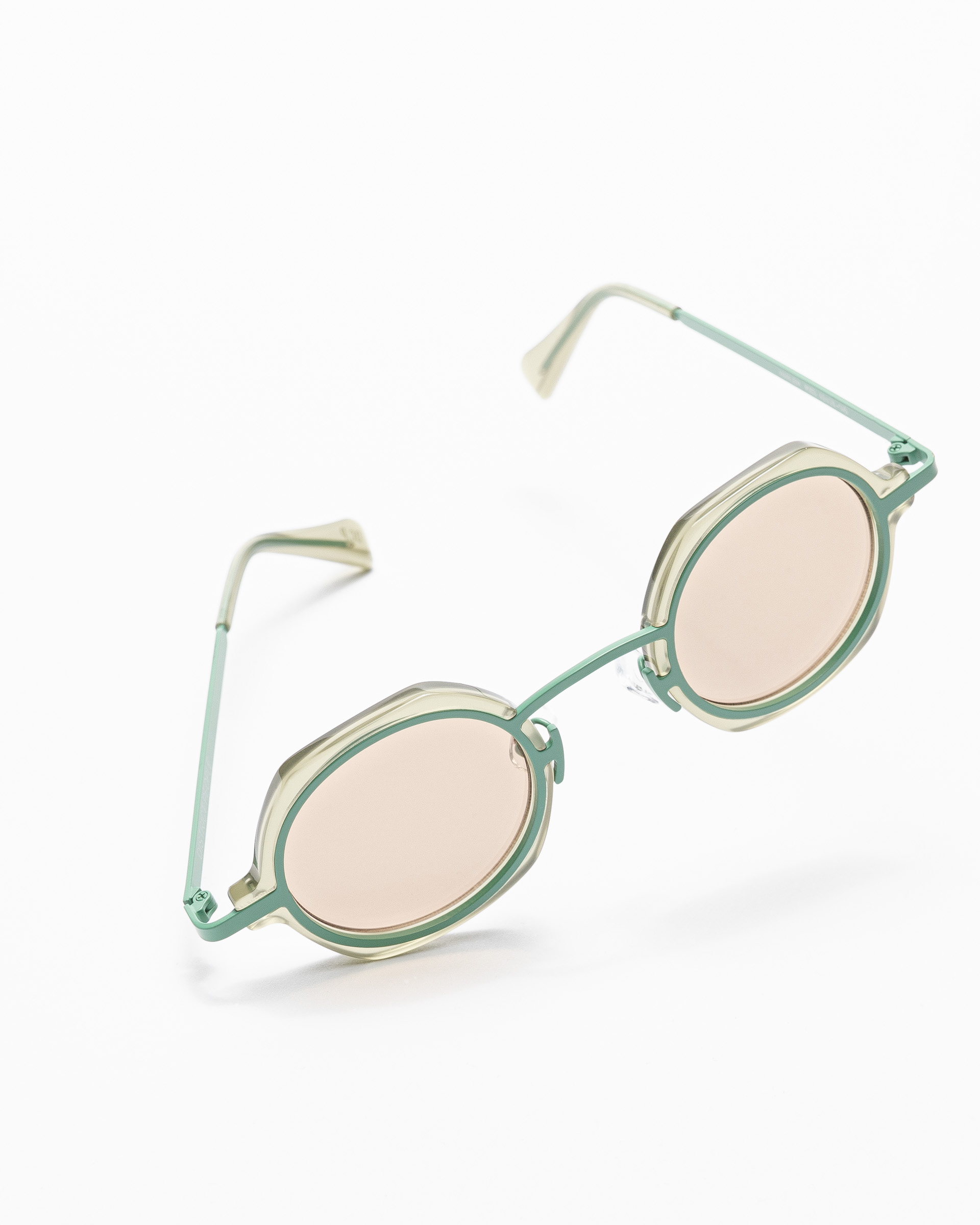 Óculos de sol District people