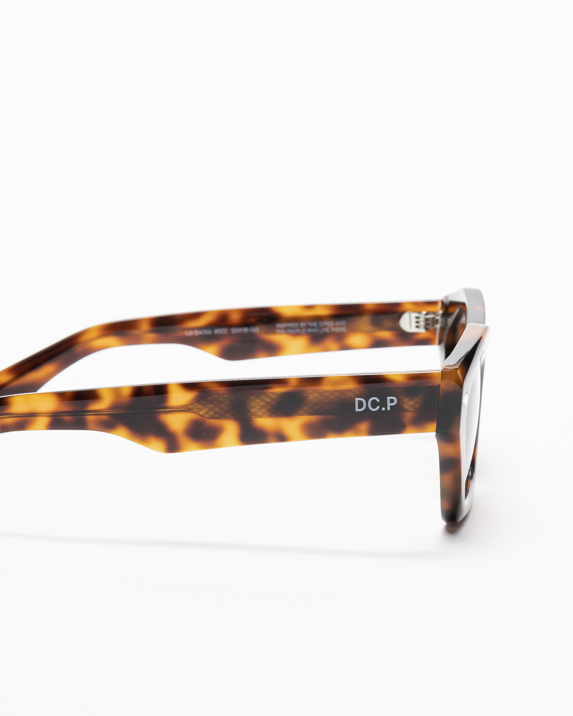 Óculos de sol District people