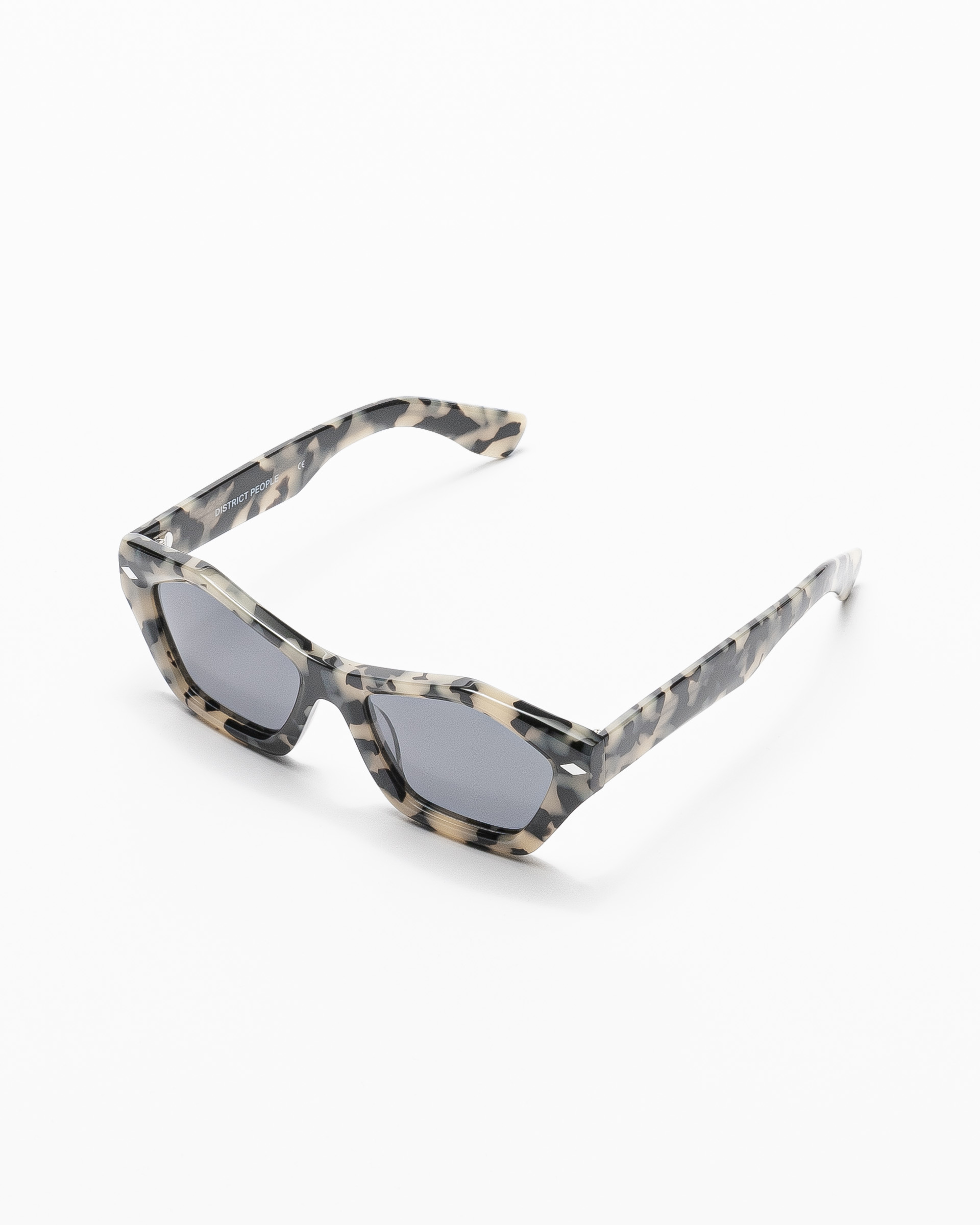 Óculos de sol District people