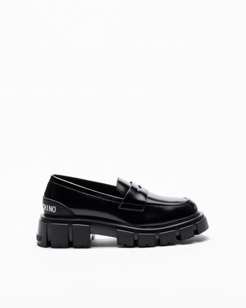 Loafers Love Moschino