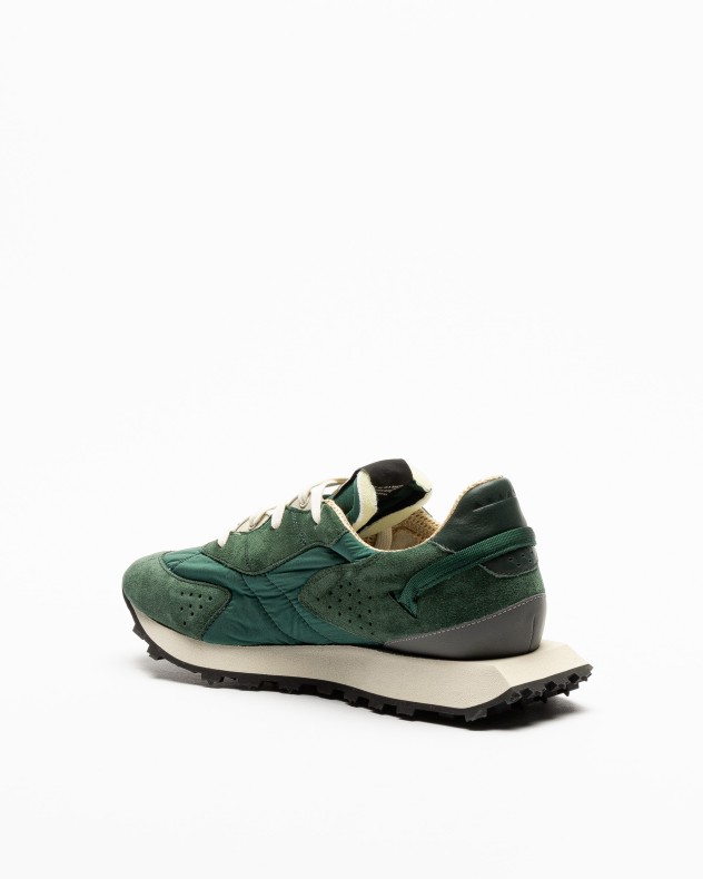 Sneakers Run Of