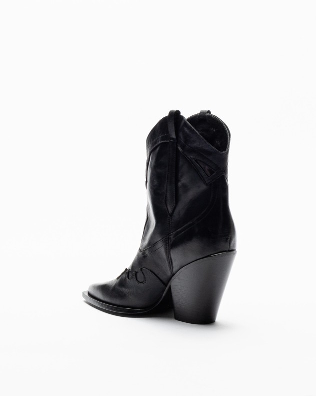 Cowboy Boots Elena Iachi