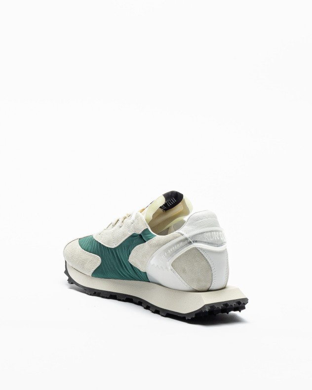 Sneakers Run Of
