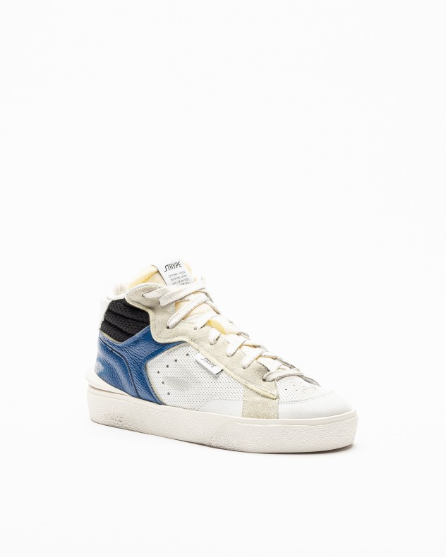 Strype Sneakers