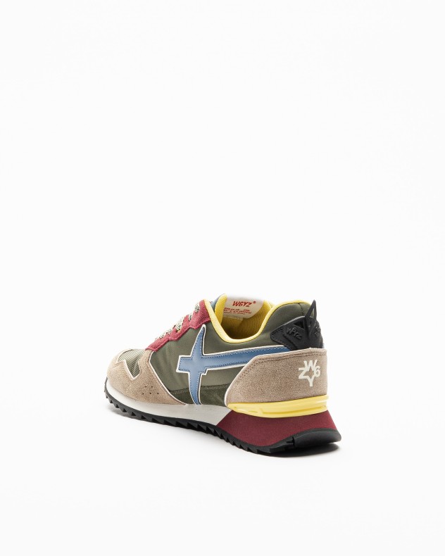 Sneakers Just Say Wizz