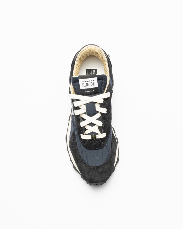 Sneakers Run Of