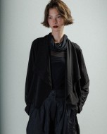  Noir