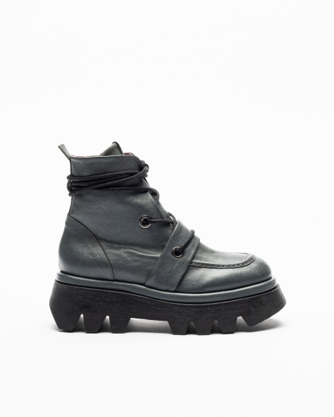 Ixos Boots