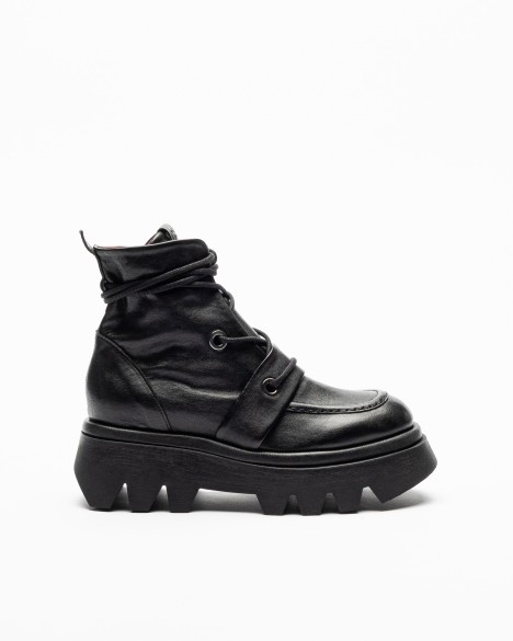 Ixos Boots