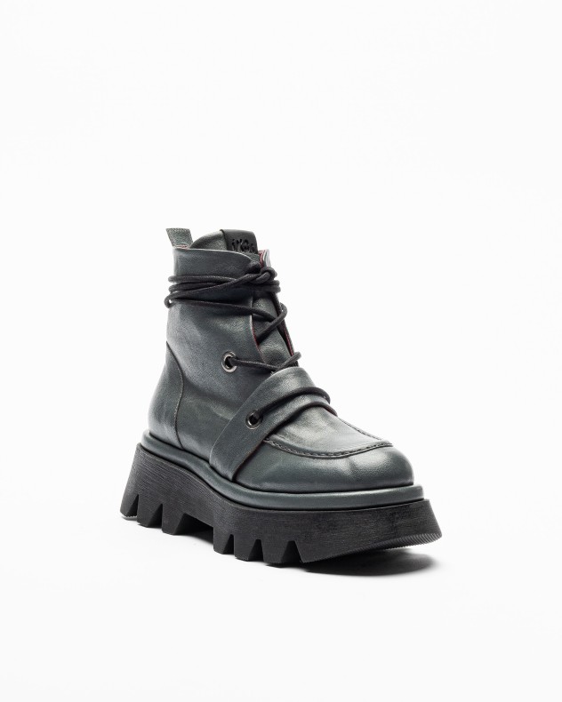 Ixos Boots