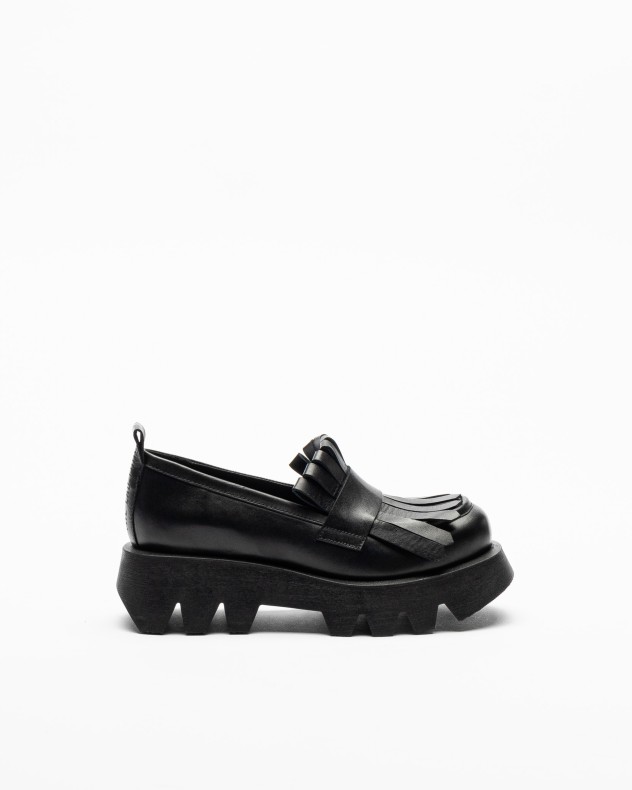 The Lab.yrinth Loafers
