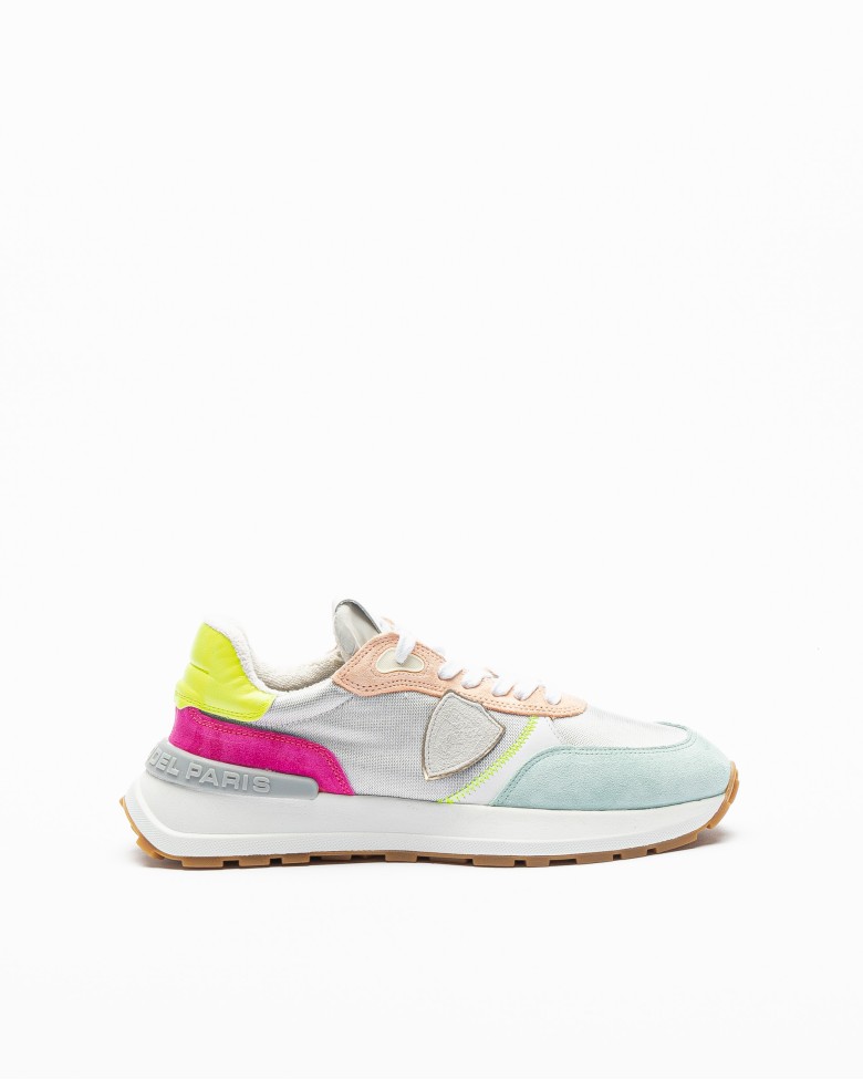 関税送料無料【Philippe Model Paris】Sneaker \"Antibes Low\" Antibes Sneakers: Woman's Black Shoes | Philippe Model Paris