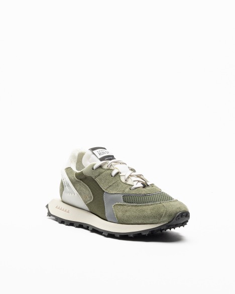 Sneakers Run Of