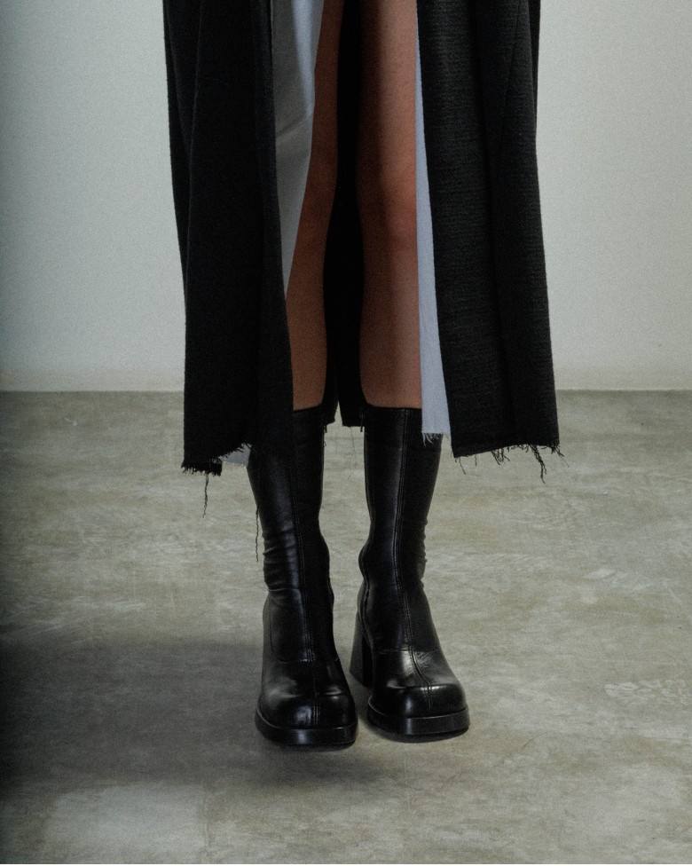 靴 MIISTA ELKE Miista - BLACK ELKE BOOTS – LE LABO STORE