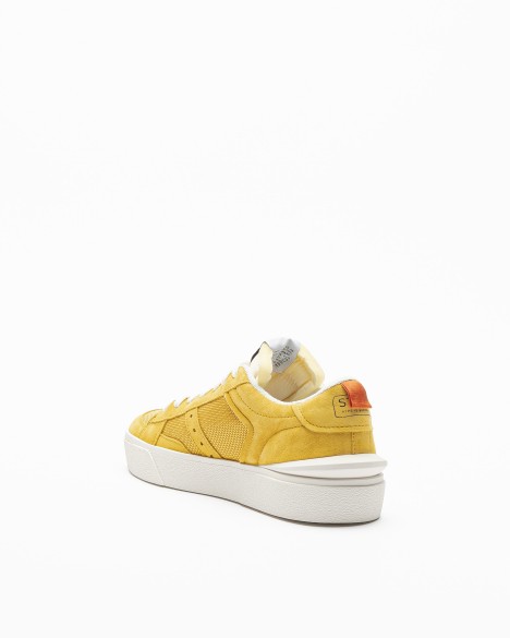 Strype Sneakers