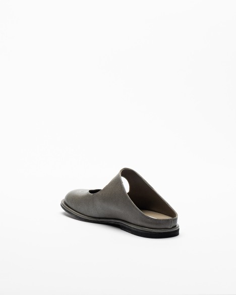 Mules Ernesto Dolani