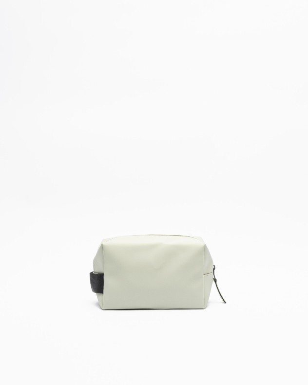 Rains Necessaire