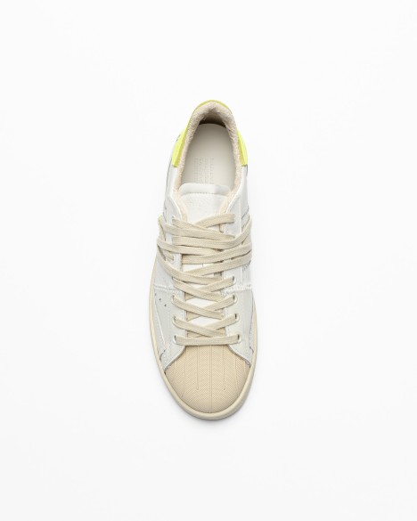 Wei�e Sneakers Hidnander