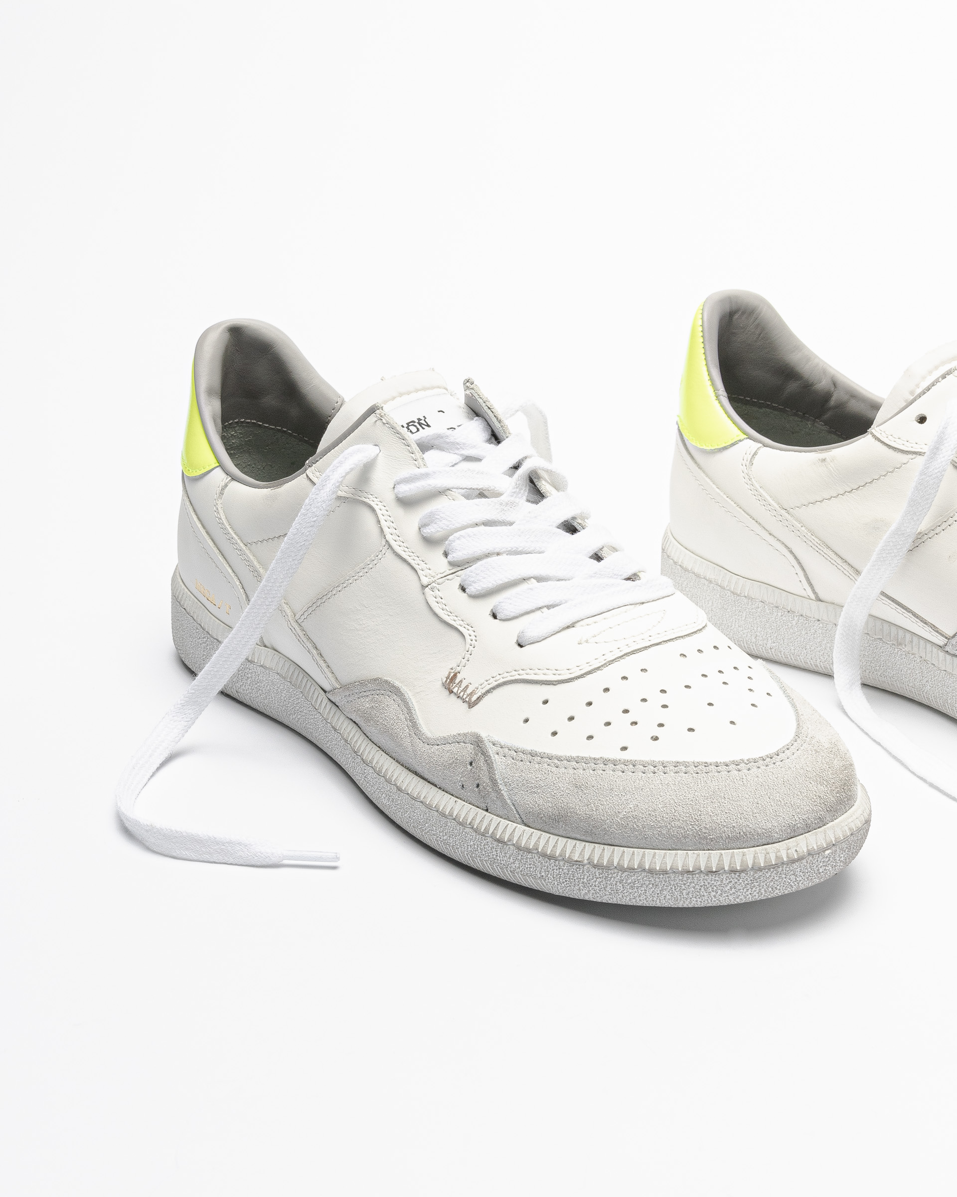 Witte sportschoenen Hidnander