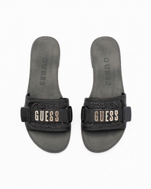 Chaussons Guess