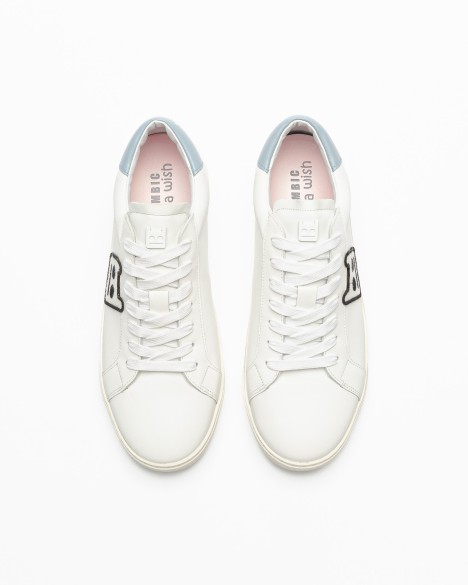 Limbic White sneakers