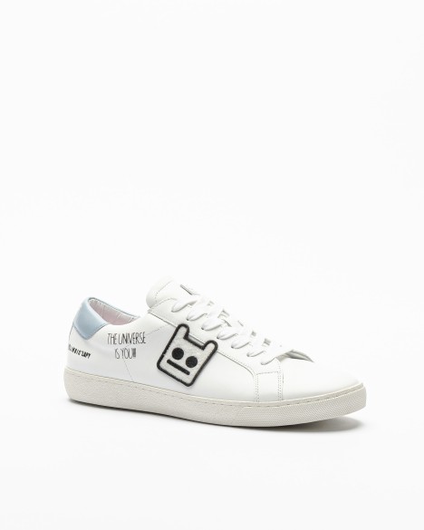 Limbic White sneakers