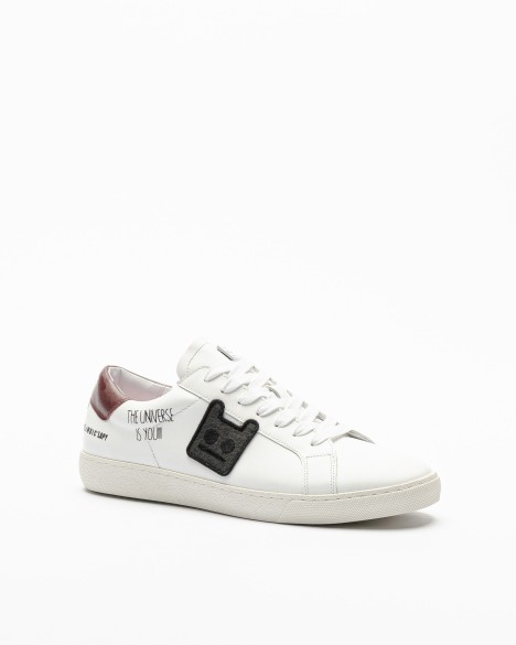Limbic White sneakers