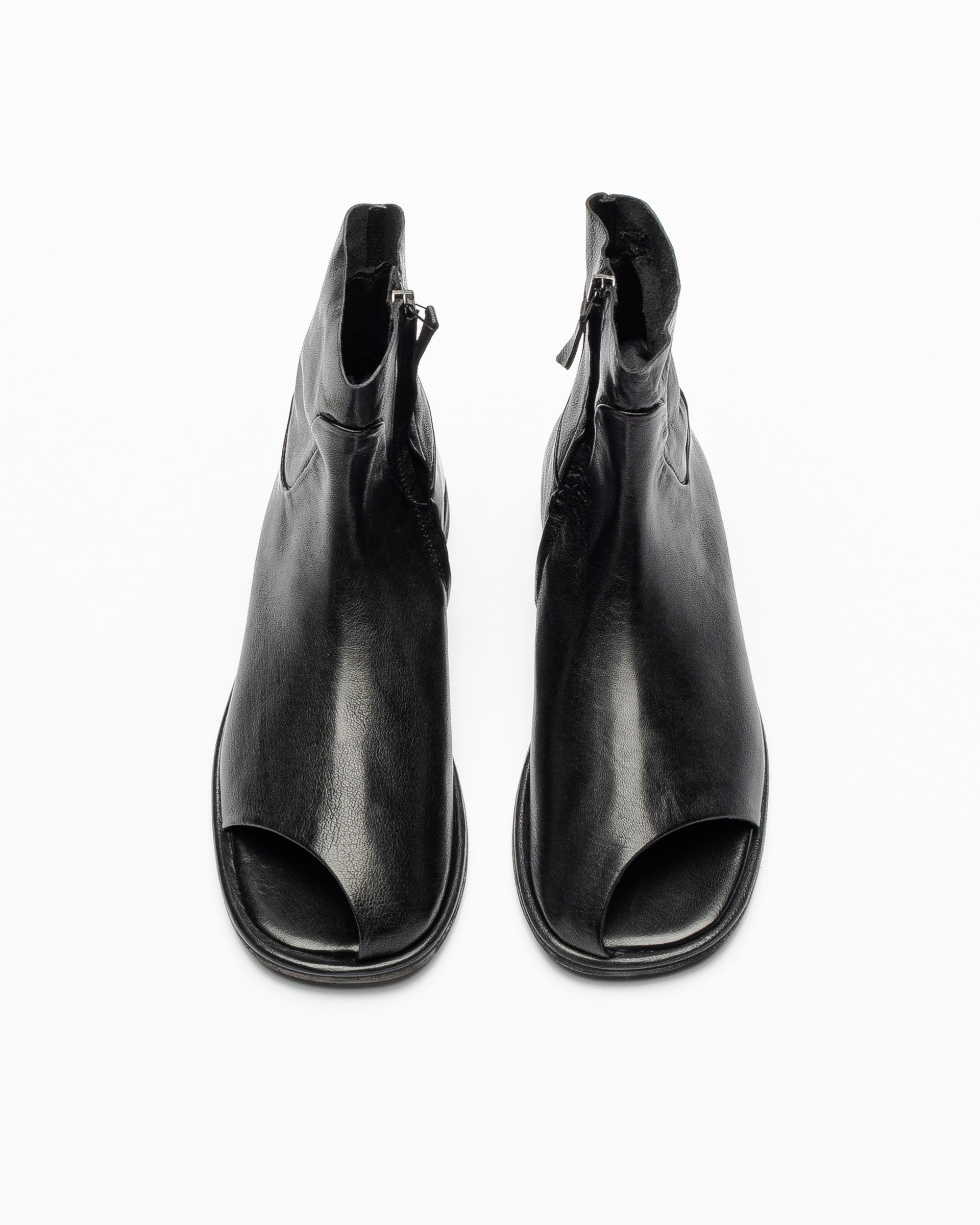 Botins Ernesto Dolani