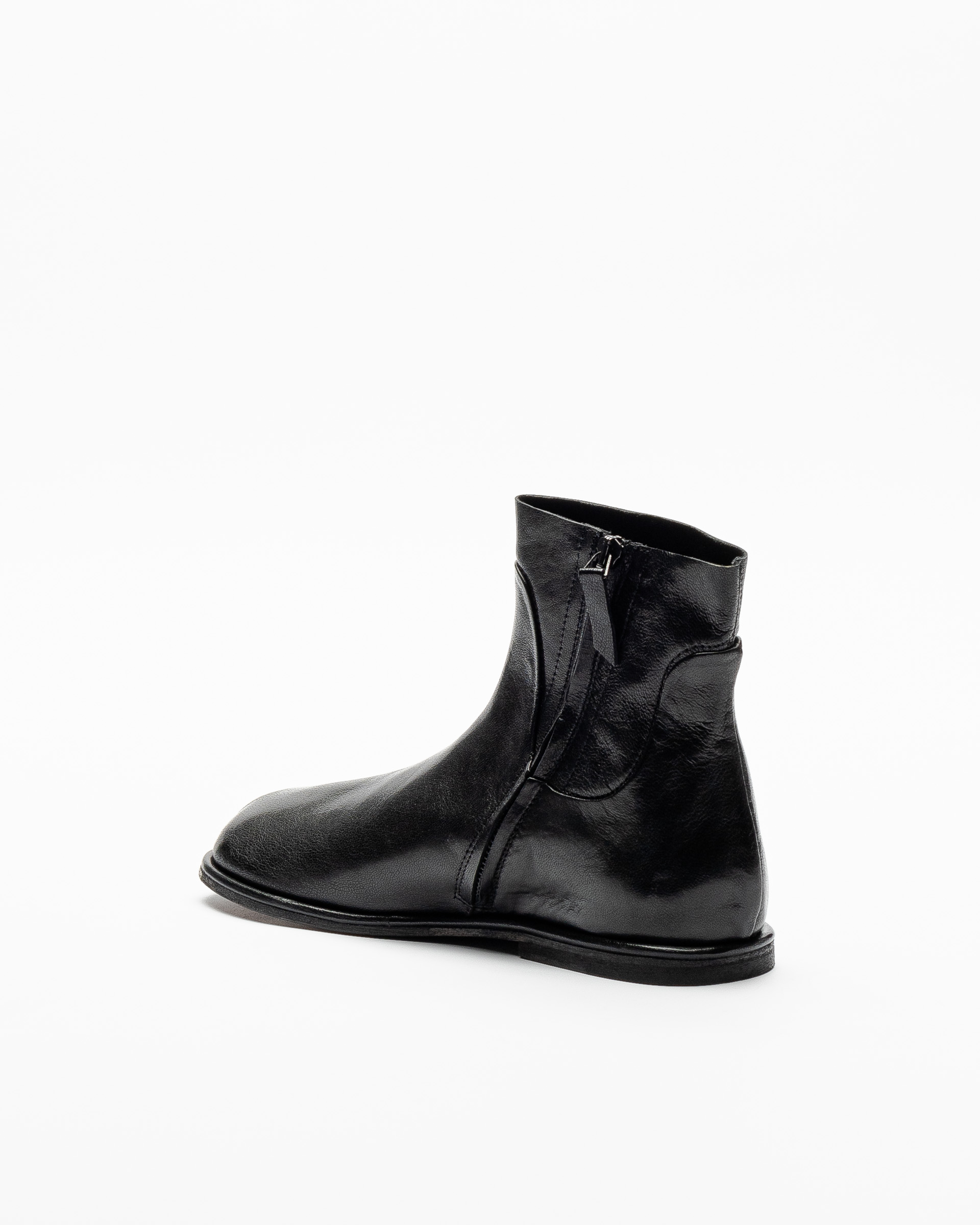 Botins Ernesto Dolani