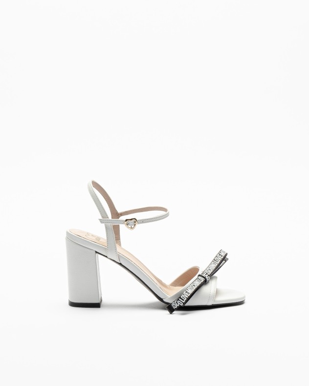 Sandlias salto alto Love Moschino