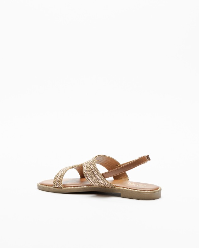 Ex� Flat sandals