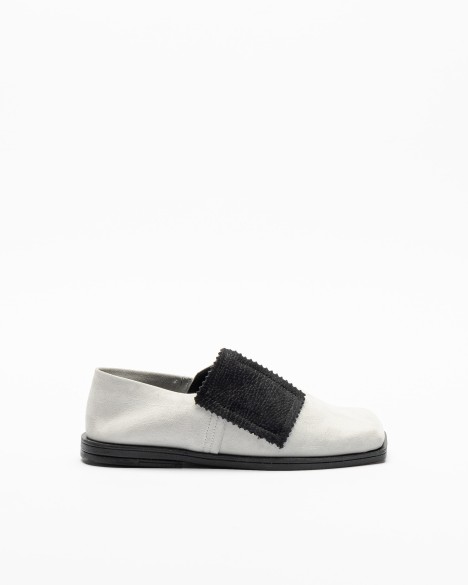 Sapatos Slip on Papucei
