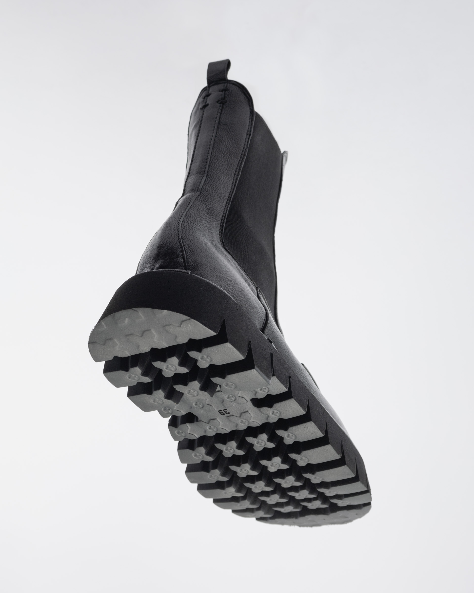 Botins Chelsea Ernesto Dolani