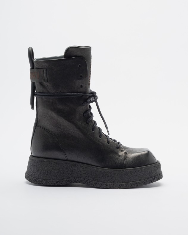 The Lab.yrinth Boots