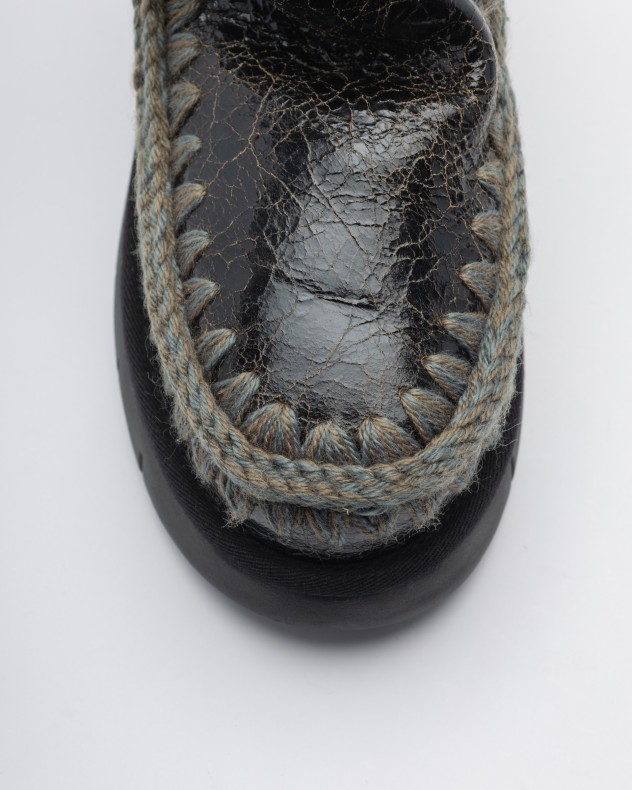 Botas Mou