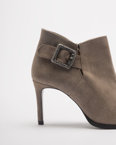 Botins PROF Botins PROF
