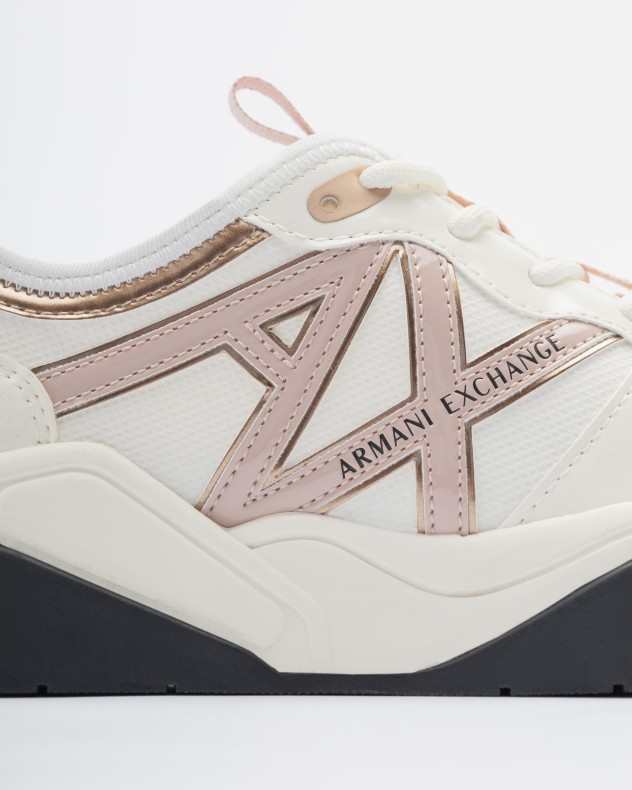 Baskettes blanches Armani Exchange