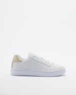  White