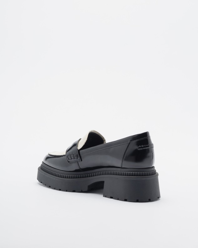 Loaferschoenen Guess