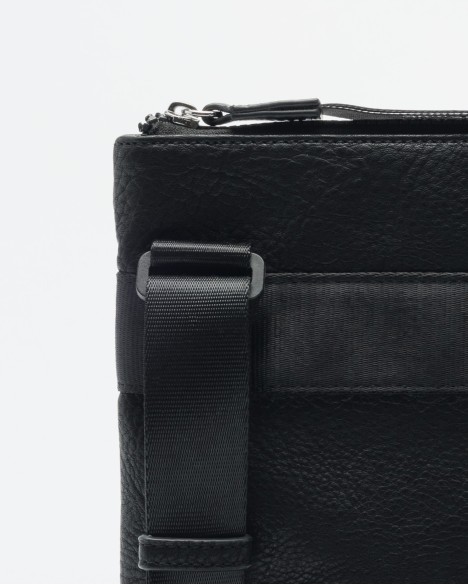 Bolsa de hombro Armani Exchange Bolsa de hombro Armani Exchange